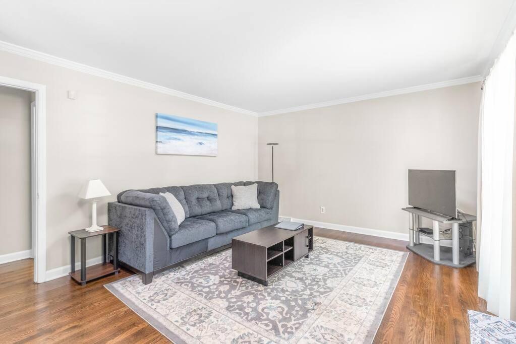 Spotless 4Br Near Clt Uptown, Fast Wi-Fi Apartment Charlotte Bagian luar foto